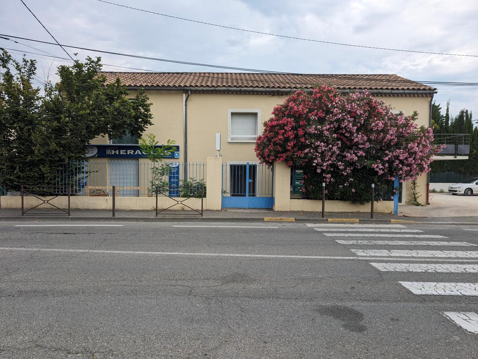 L'Instant Sorgue Apartment L'Isle-sur-la-Sorgue Exterior photo